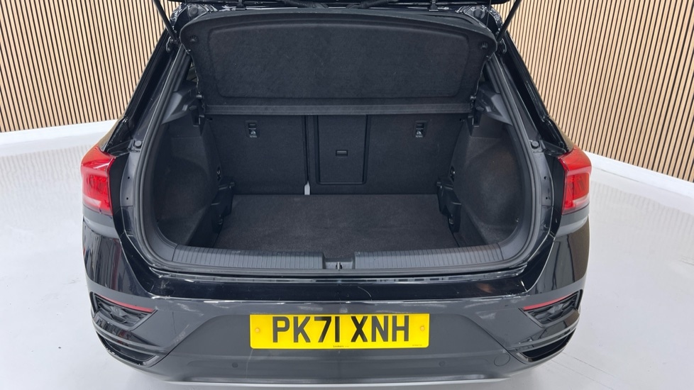 Used Volkswagen T-Roc 2021 for sale - 77013112: Photo 15