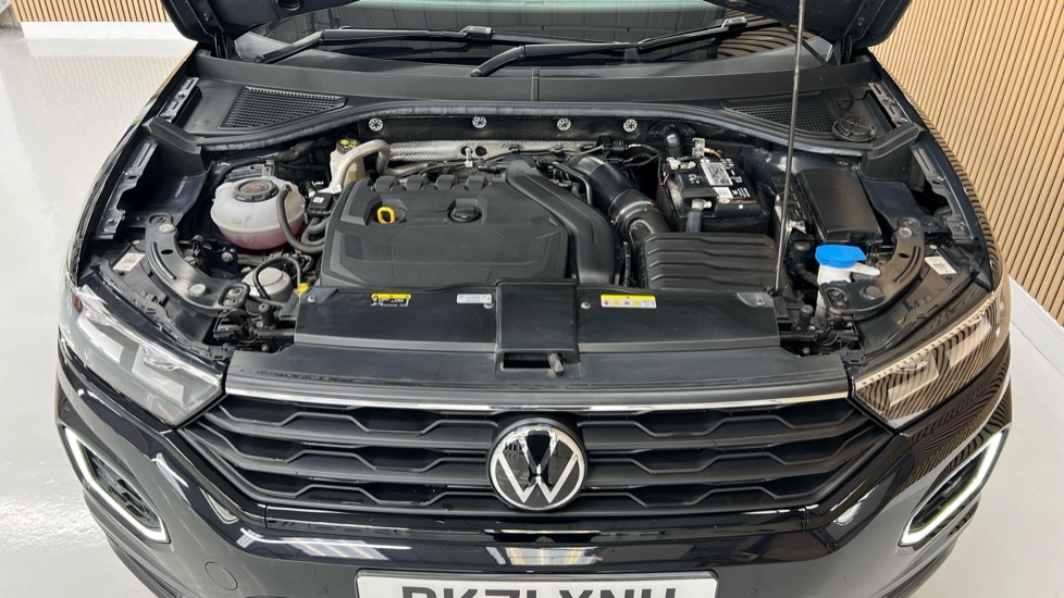 Used Volkswagen T-Roc 2021 for sale - 77013112: Photo 16