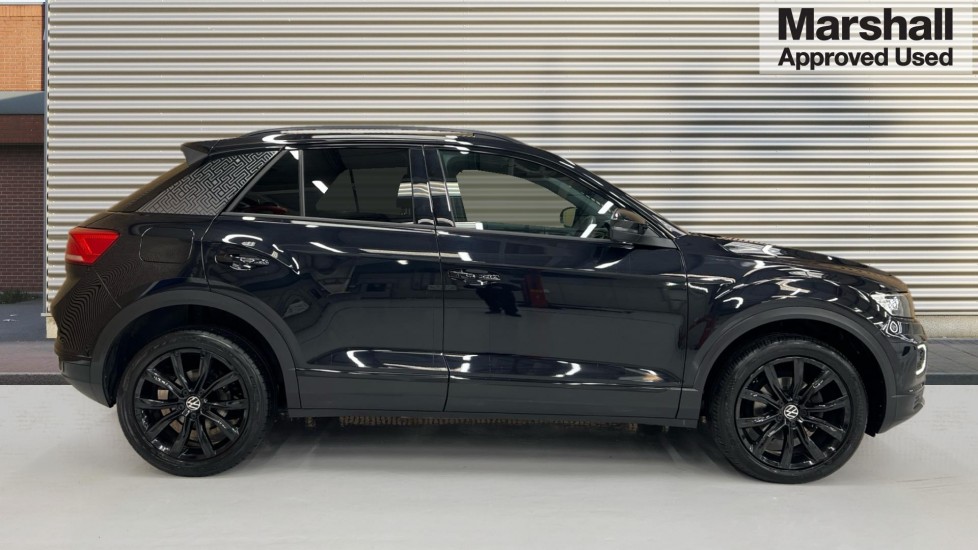 Used Volkswagen T-Roc 2021 for sale - 77013112: Photo 2