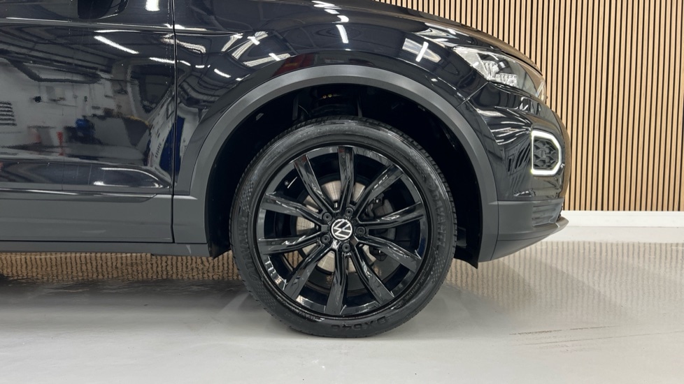 Used Volkswagen T-Roc 2021 for sale - 77013112: Photo 20