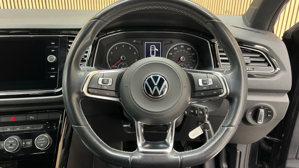 Used Volkswagen T-Roc 2021 for sale - 77013112: Photo 26