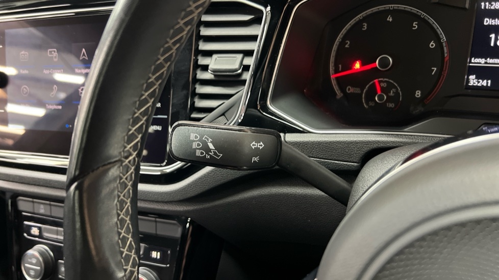 Used Volkswagen T-Roc 2021 for sale - 77013112: Photo 34