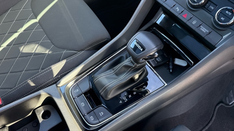 Used Skoda Karoq 2025 for sale - 76265474: Photo 29