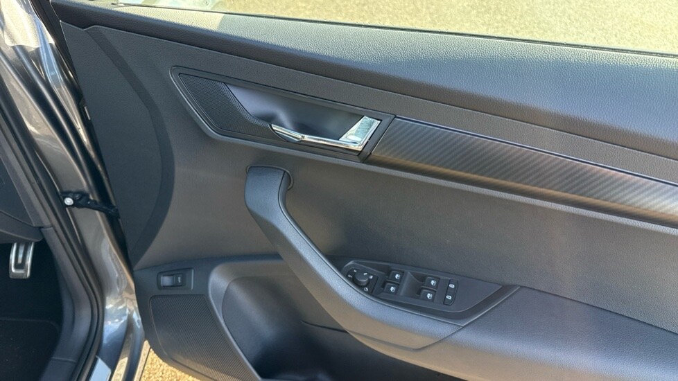 Used Skoda Karoq 2025 for sale - 76265474: Photo 30