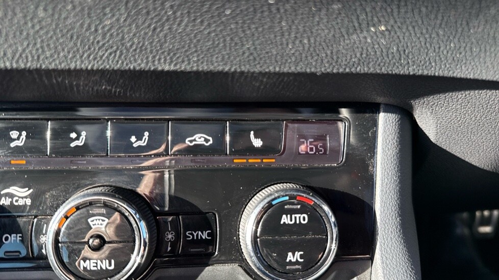 Used Skoda Karoq 2025 for sale - 76265474: Photo 34