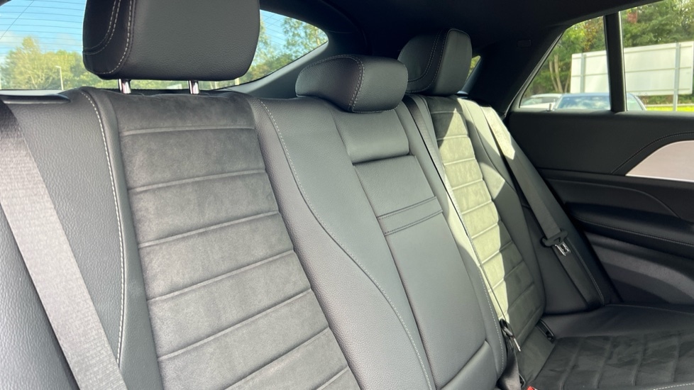 Used Mercedes-Benz GLE-Class 2025 for sale - 76079104: Photo 15