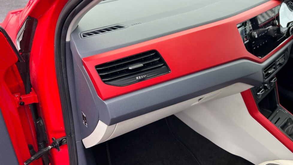 Used Volkswagen Polo 2019 for sale - 76869824: Photo 39