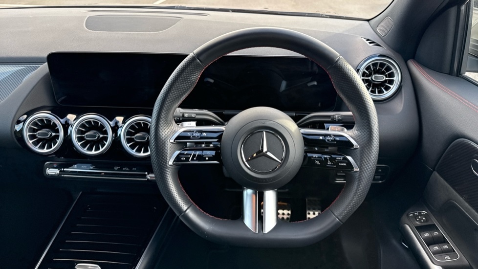 Used Mercedes-Benz GLA 2024 for sale - 76302373: Photo 12