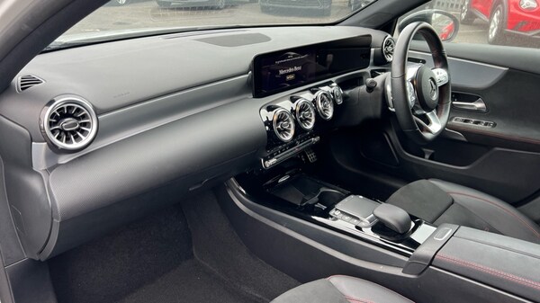 Used Mercedes-Benz A-Class 2022 for sale - 76116807: Photo 11