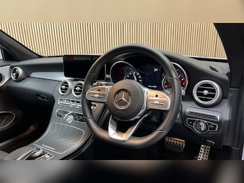 Used Mercedes-Benz C Class 2019 for sale - 76745110: Photo