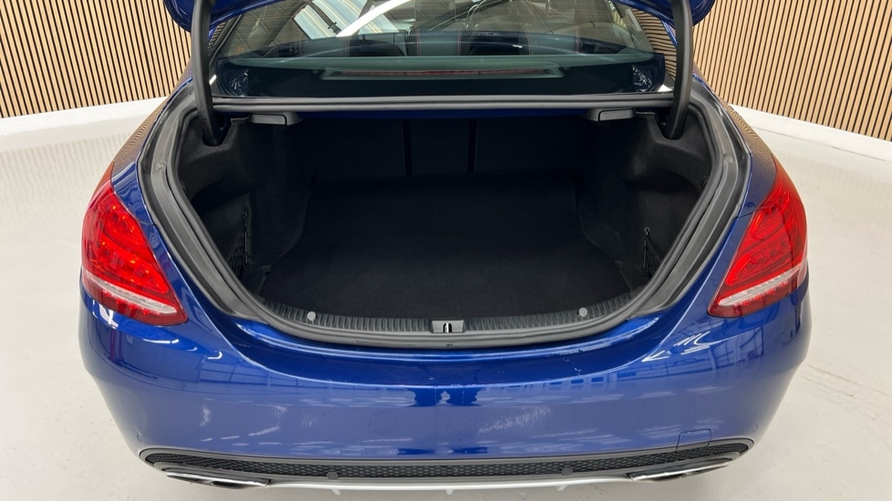 Used Mercedes-Benz C Class 2018 for sale - 76915058: Photo 18