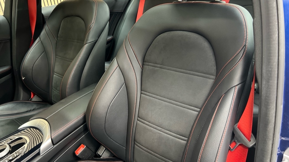 Used Mercedes-Benz C Class 2018 for sale - 76915058: Photo 32