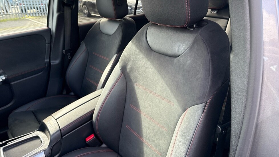 Used Mercedes-Benz GLB 2024 for sale - 76487477: Photo 14