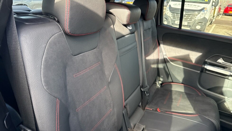 Used Mercedes-Benz GLB 2024 for sale - 76487477: Photo 15