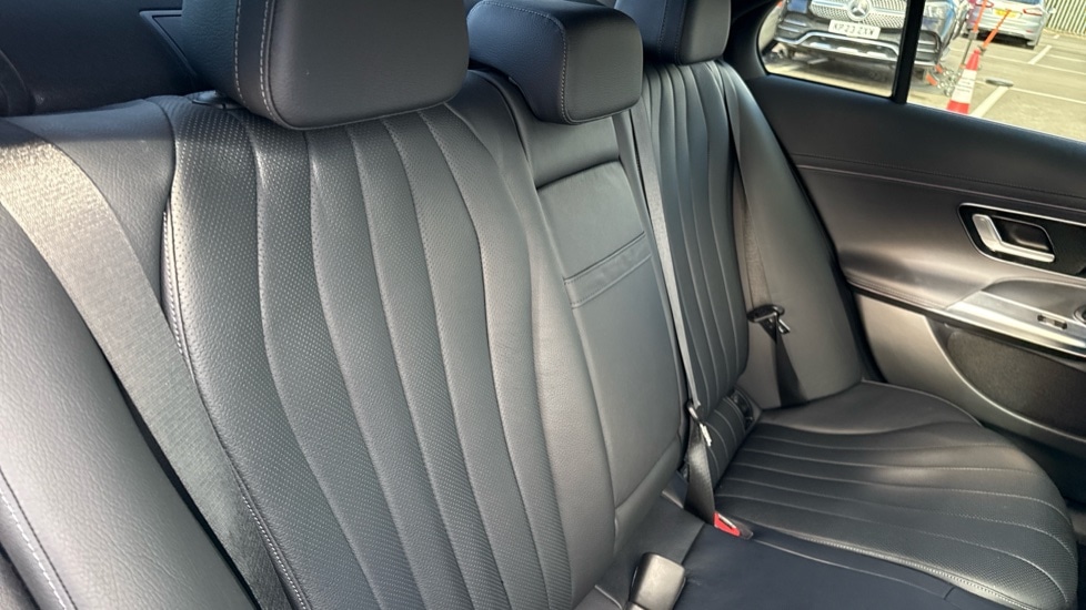 Used Mercedes-Benz E Class 2025 for sale - 76261526: Photo 15
