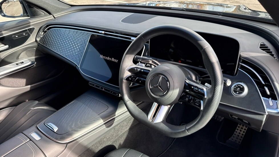 Used Mercedes-Benz E Class 2025 for sale - 76261526: Photo 3