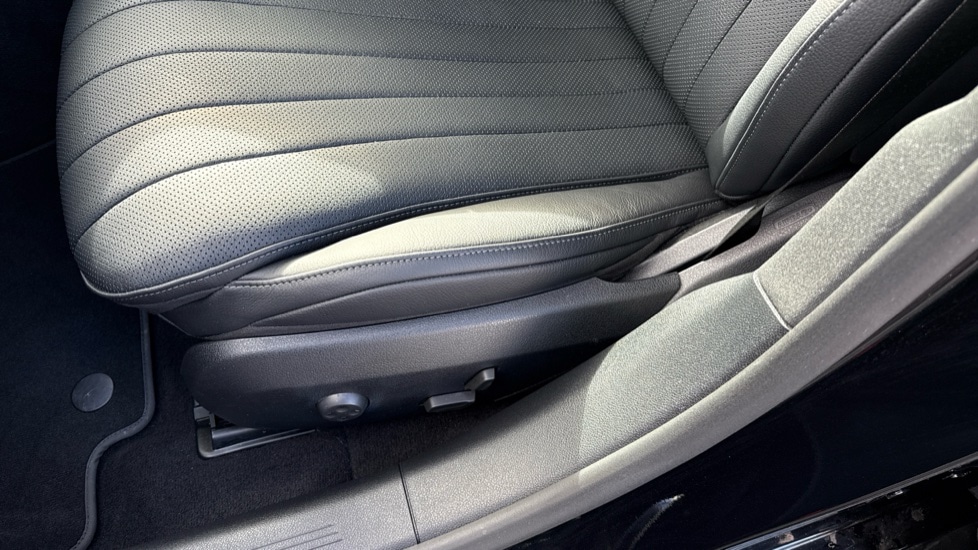 Used Mercedes-Benz E Class 2025 for sale - 76261526: Photo 39