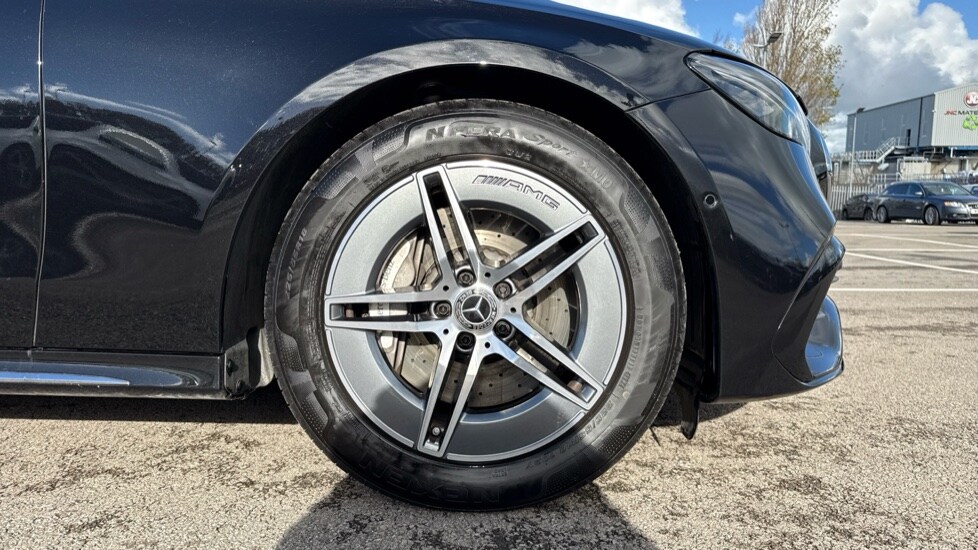 Used Mercedes-Benz E Class 2025 for sale - 76261526: Photo 5