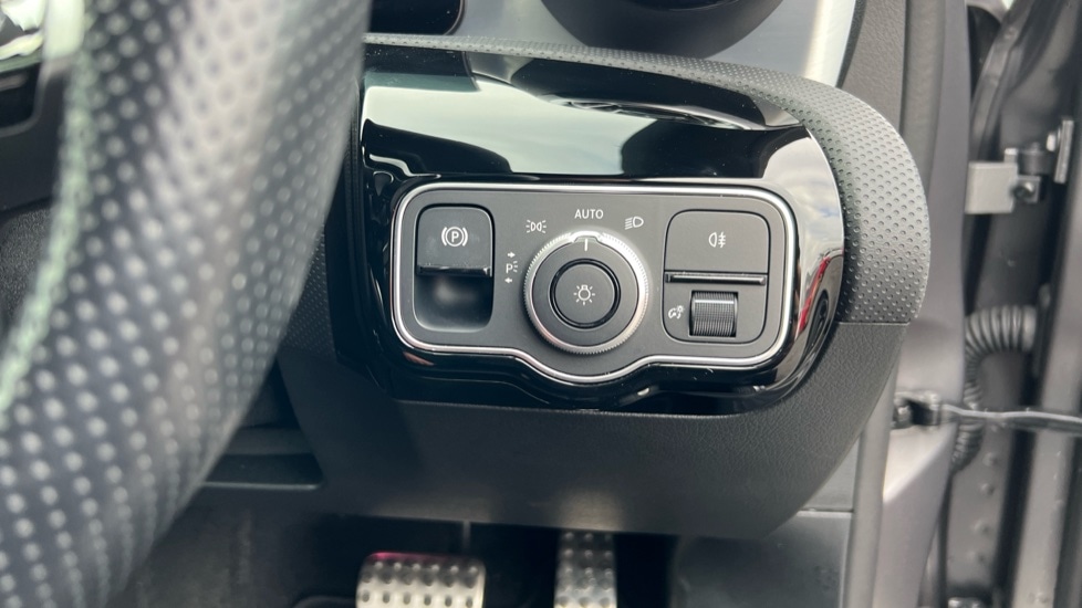 Used Mercedes-Benz A-Class 2024 for sale - 76452348: Photo 37