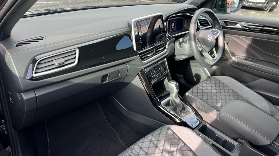 Used Volkswagen T-Roc 2024 for sale - 76297613: Photo 10