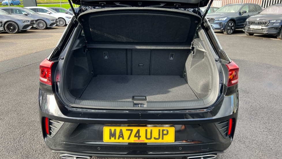 Used Volkswagen T-Roc 2024 for sale - 76297613: Photo 15