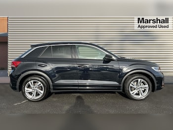 Used Volkswagen T-Roc 2024 for sale - 76297613: Photo
