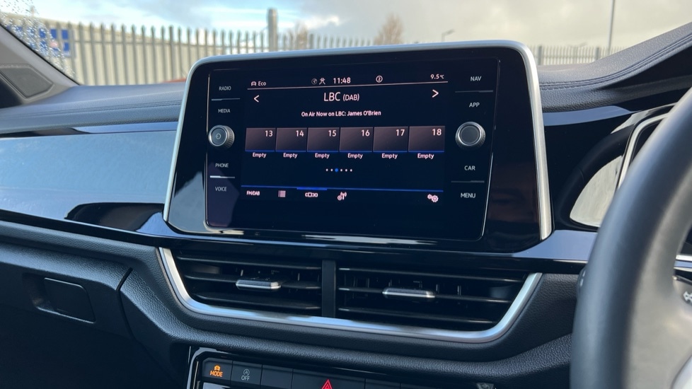 Used Volkswagen T-Roc 2024 for sale - 76297613: Photo 52