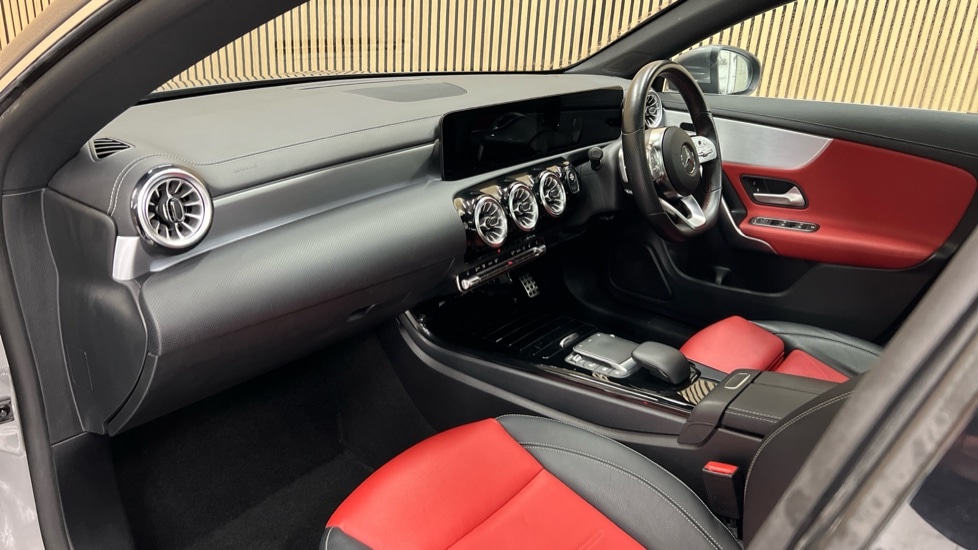 Used Mercedes-Benz CLA 2022 for sale - 76567947: Photo 11