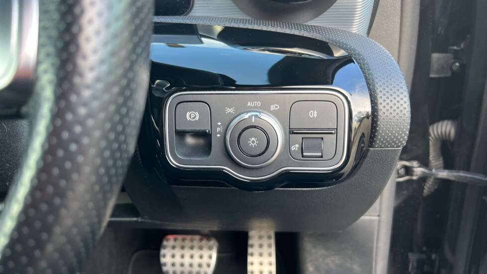 Used Mercedes-Benz A-Class 2023 for sale - 76937470: Photo 38