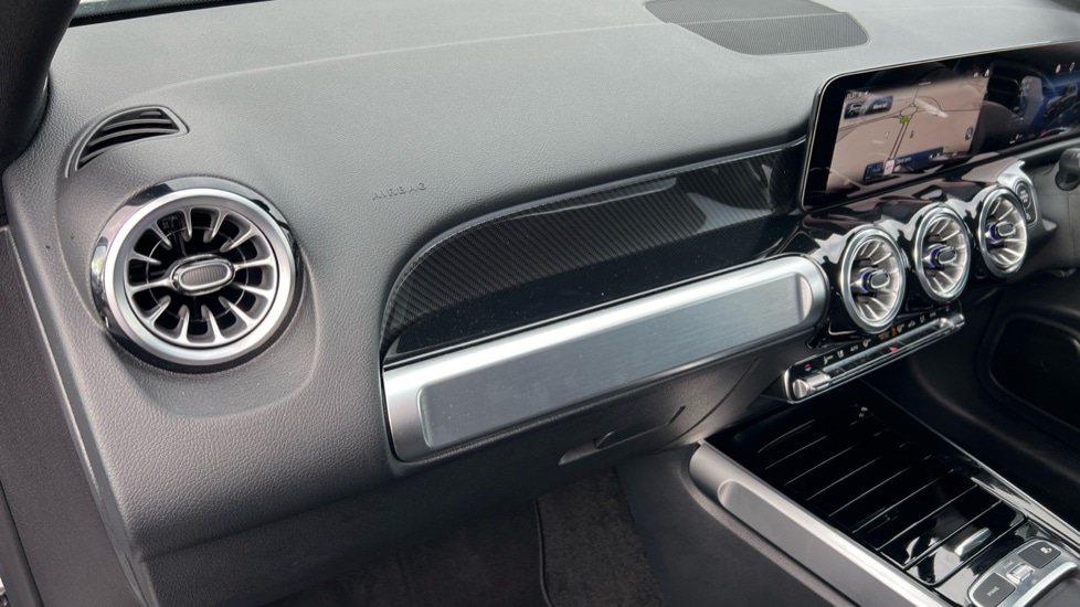 Used Mercedes-Benz GLB 2024 for sale - 76452316: Photo 31