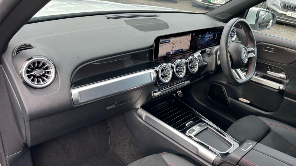 Used Mercedes-Benz GLB 2024 for sale - 76452316: Photo 32