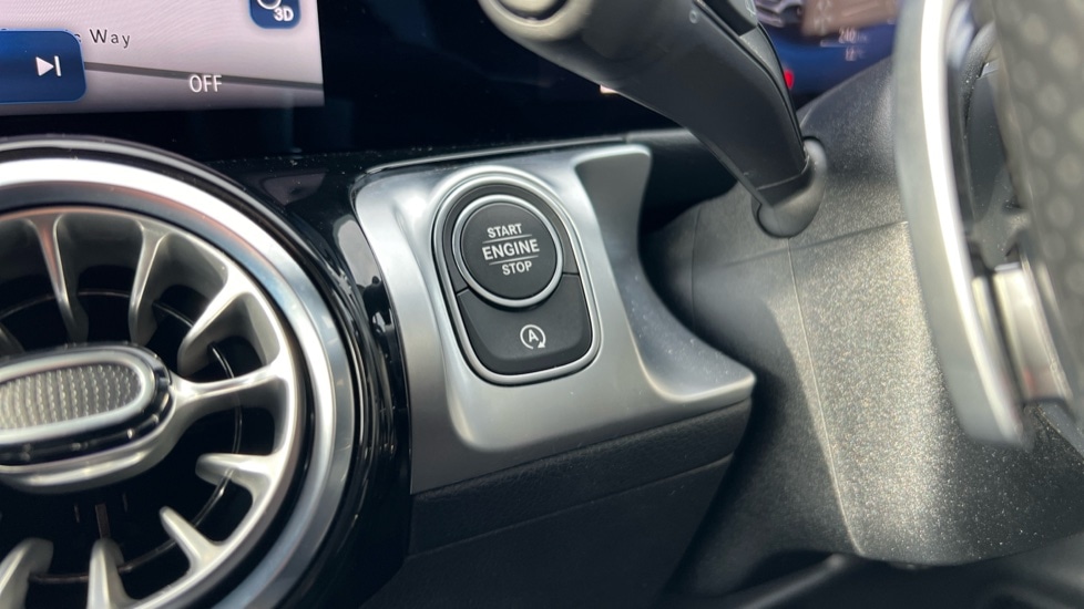 Used Mercedes-Benz GLB 2024 for sale - 76452316: Photo 36