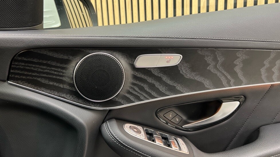 Used Mercedes-Benz GLC 2020 for sale - 76635573: Photo 35