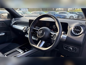 Used Mercedes-Benz GLB 2024 for sale - 76452363: Photo