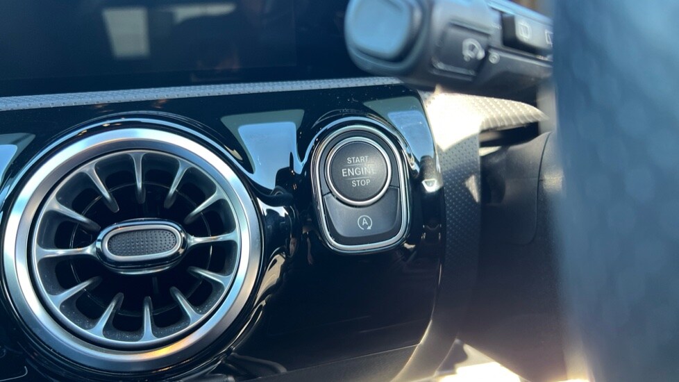 Used Mercedes-Benz A-Class 2022 for sale - 76112451: Photo 31