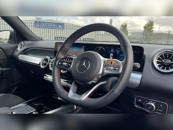 Used Mercedes-Benz GLB 2023 for sale - 75466836: Photo