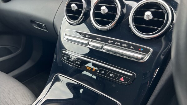 Used Mercedes-Benz C-Class 2019 for sale - 76117003: Photo 31