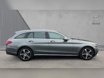 Used Mercedes-Benz C-Class 2019 for sale - 76117003: Photo 4