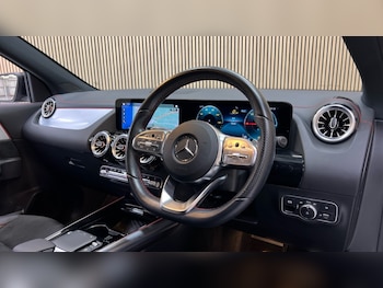 Used Mercedes-Benz EQA 2021 for sale - 76568118: Photo