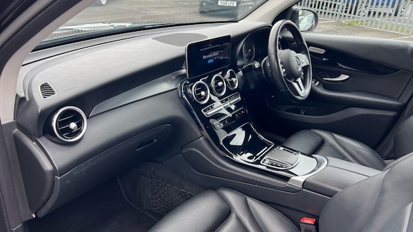 Used Mercedes-Benz GLC 2020 for sale - 76183824: Photo 11