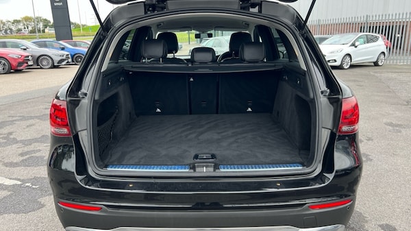 Used Mercedes-Benz GLC 2020 for sale - 76183824: Photo 17