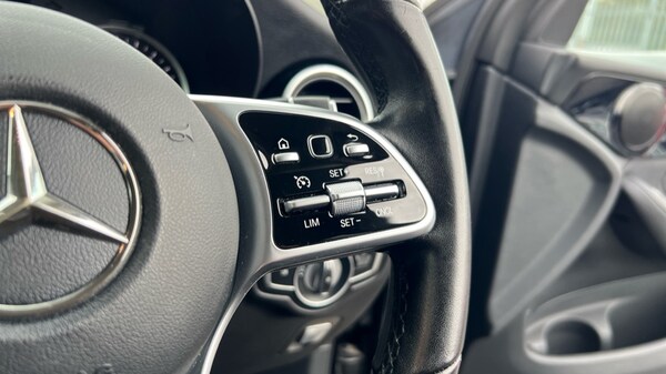 Used Mercedes-Benz GLC 2020 for sale - 76183824: Photo 32