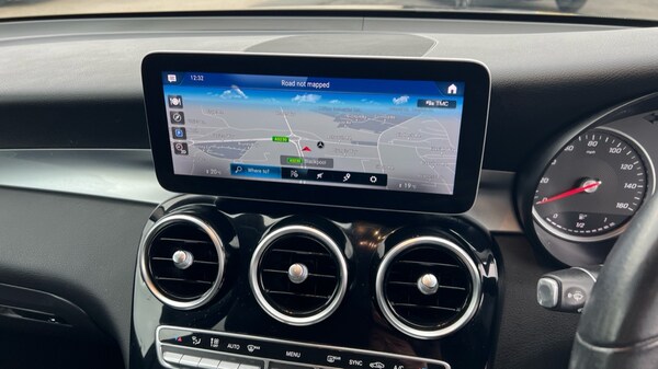 Used Mercedes-Benz GLC 2020 for sale - 76183824: Photo 40