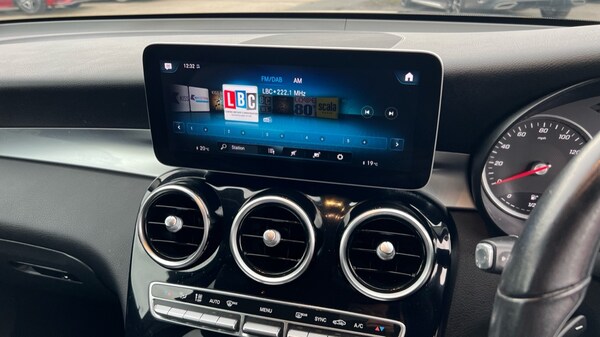 Used Mercedes-Benz GLC 2020 for sale - 76183824: Photo 41