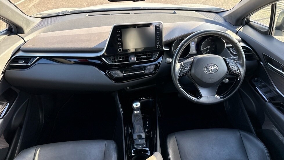 Used Toyota C-HR 2019 for sale - 76297310: Photo 11