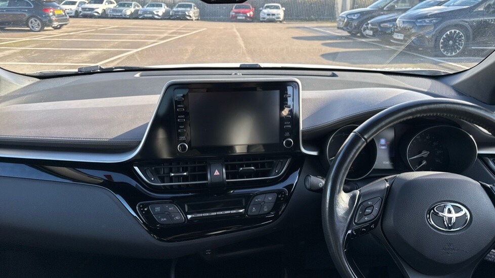 Used Toyota C-HR 2019 for sale - 76297310: Photo 12