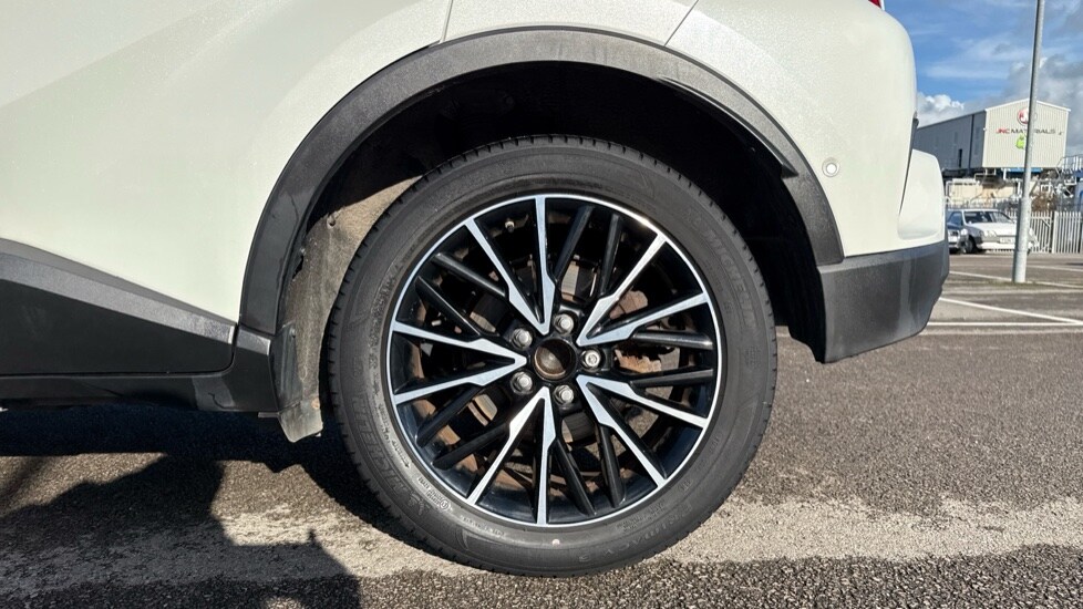 Used Toyota C-HR 2019 for sale - 76297310: Photo 18