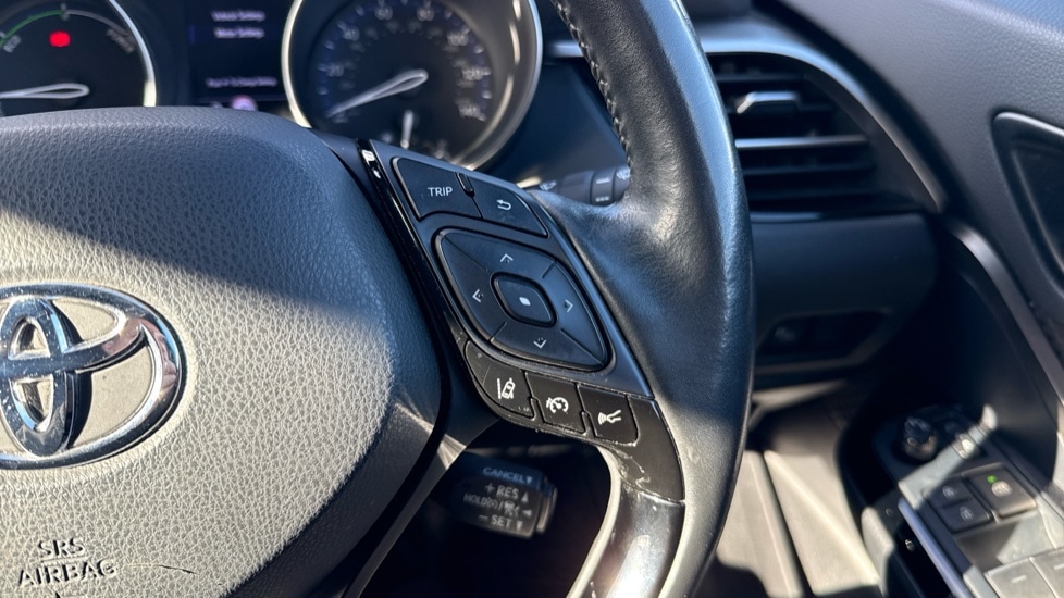 Used Toyota C-HR 2019 for sale - 76297310: Photo 22