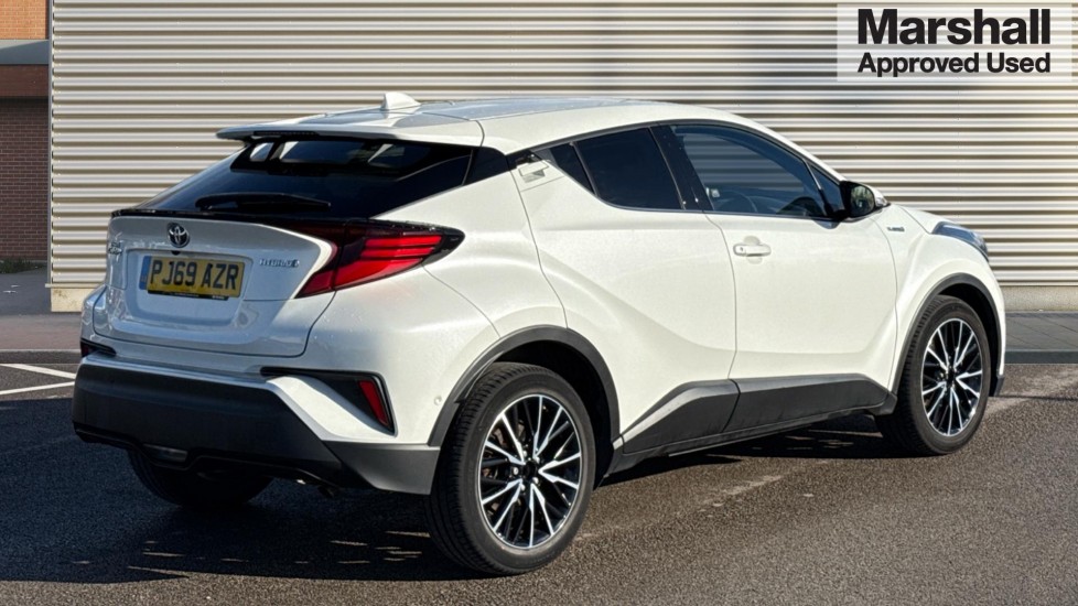 Used Toyota C-HR 2019 for sale - 76297310: Photo 3