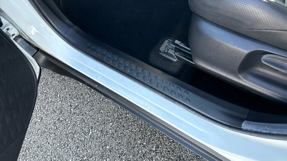 Used Toyota C-HR 2019 for sale - 76297310: Photo 37